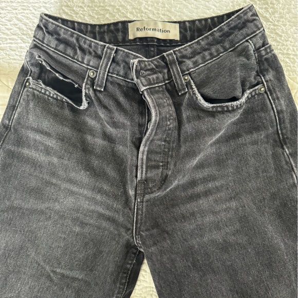 Reformation fawcett jeans size 25 (cropped to 25.5”) - Picture 7 of 8